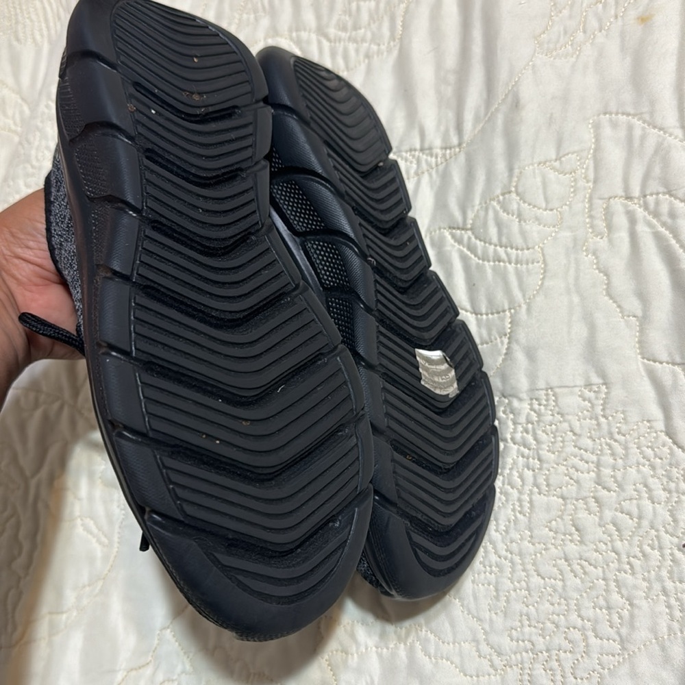 Sketchers memory foam sneakers - Picture 4 of 6